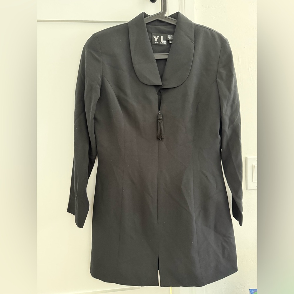VTG YL by Yair black silk blazer w/ rounded collar  (good VTG condition)